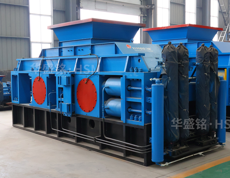 什么設備可破碎可制砂？新型對輥制砂機多少錢一臺？