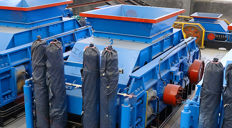 1510型液壓對輥破碎機 1510型液壓對輥破碎機