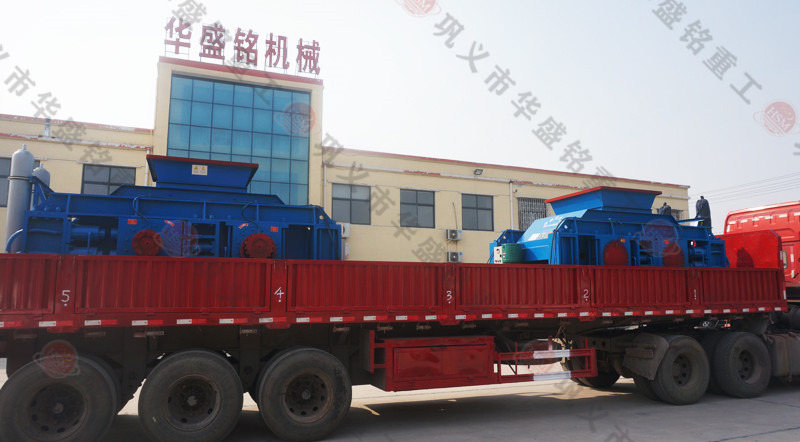 時產150噸對輥破碎機兩臺發(fā)往河北現(xiàn)場